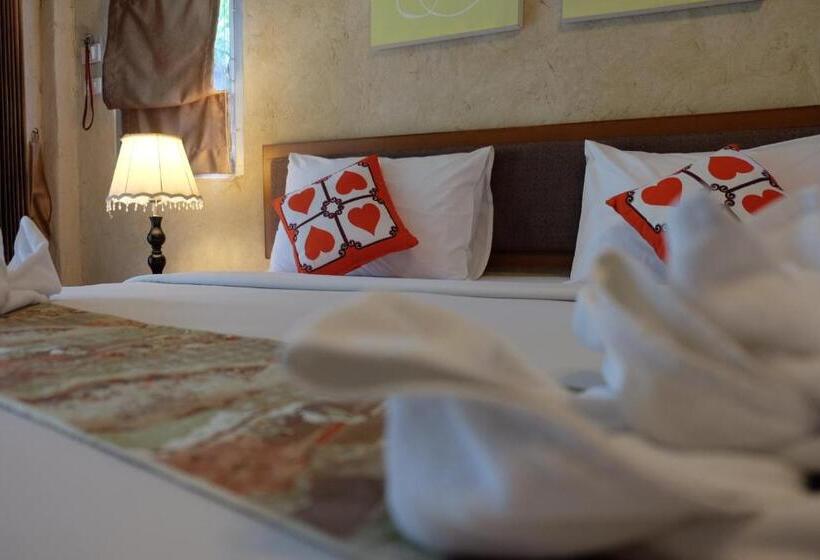 ガーデンビュースタンダードルーム, Moosiyard Hometel Khaoyai
