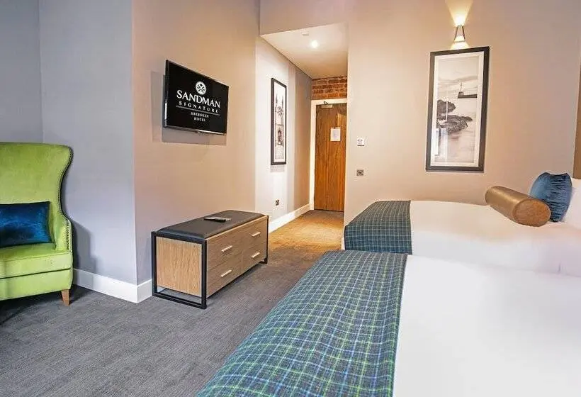 2ダブルベッドのスタンダードルーム, Sandman Signature Aberdeen Hotel & Spa
