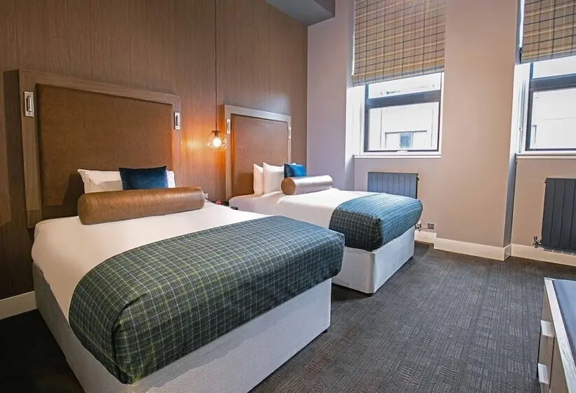 2ダブルベッドのスタンダードルーム, Sandman Signature Aberdeen Hotel & Spa