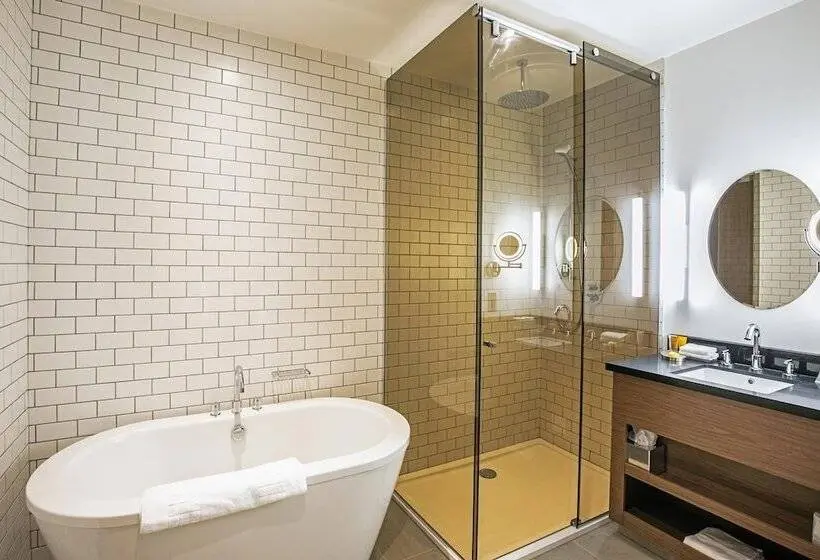 エクゼクティブスイート, Sandman Signature Aberdeen Hotel & Spa