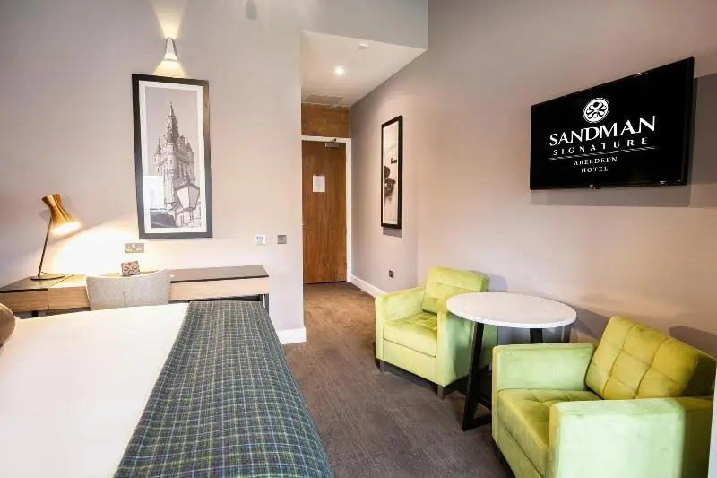 身障者適用スタンダードルーム, Sandman Signature Aberdeen Hotel & Spa