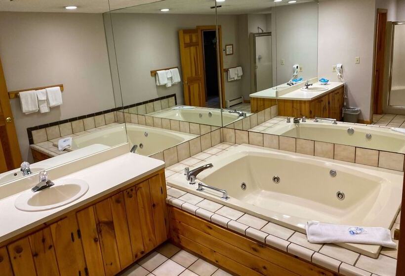 جناح, Travelodge By Wyndham Lincoln Near White Mountain