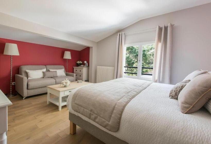 غرفة كومفورت ثلاثية, A L'ombre Des Pins