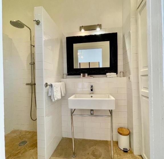 غرفة قياسية, Maison De Mon Père