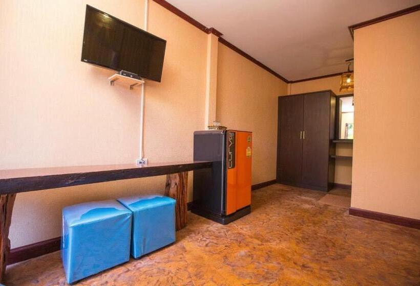 اتاق استاندارد, Family Resort Chumphon