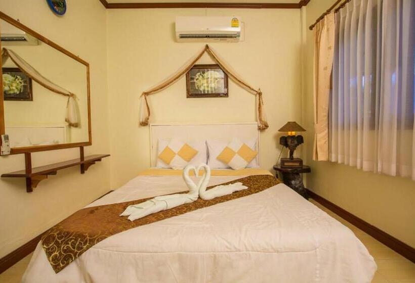 اتاق استاندارد, Family Resort Chumphon