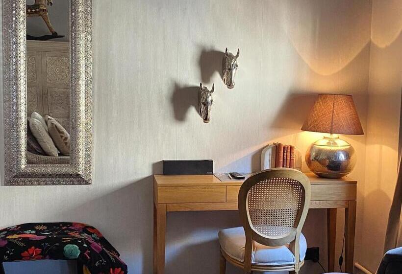 Standard room with outdoor bath, La Belleme Bleue