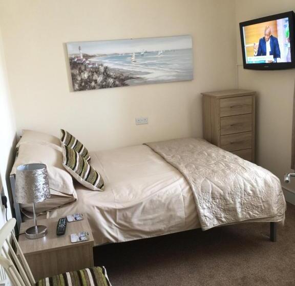 이코노미 룸, The Haven