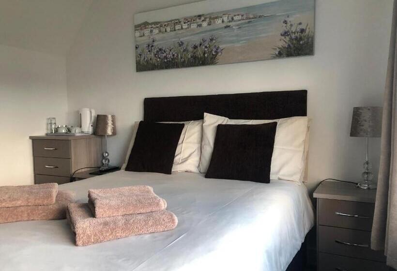 غرفة قياسية, The Haven