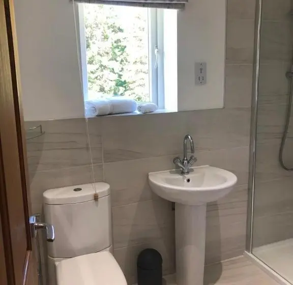 Standard-huone, Bricket House