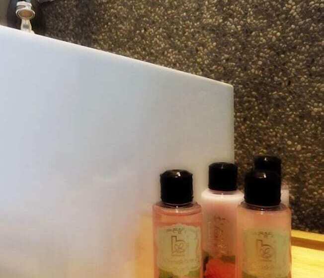 اتاق استاندارد با تخت دوبل, One House