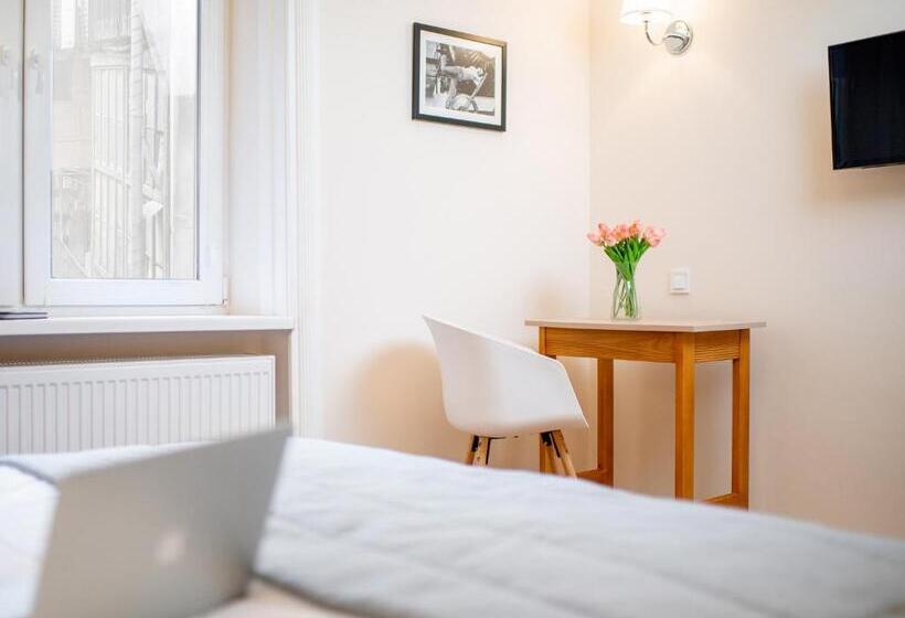 اتاق سوپریور با تخت بزرگ, Art Deco Central Rooms