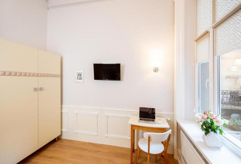 اتاق استاندارد با تخت بزرگ, Art Deco Central Rooms