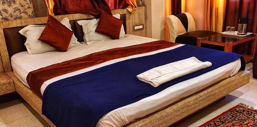 اتاق استاندارد, Seven Inn