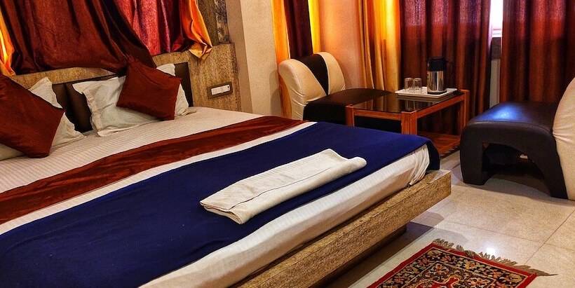 اتاق استاندارد, Seven Inn