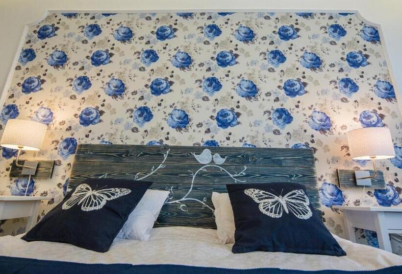 غرفة قياسية ثلاثية, Central