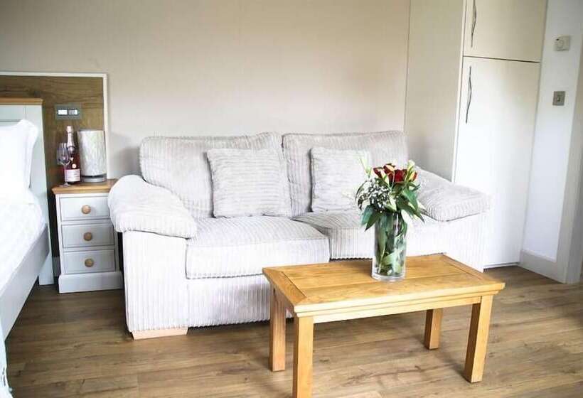 豪华工作室, Herons Lake Retreat