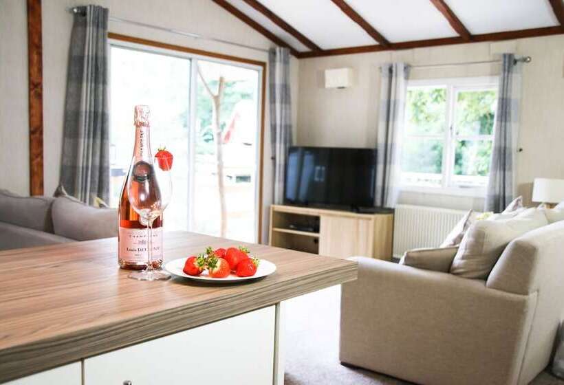 一居室别墅, Herons Lake Retreat