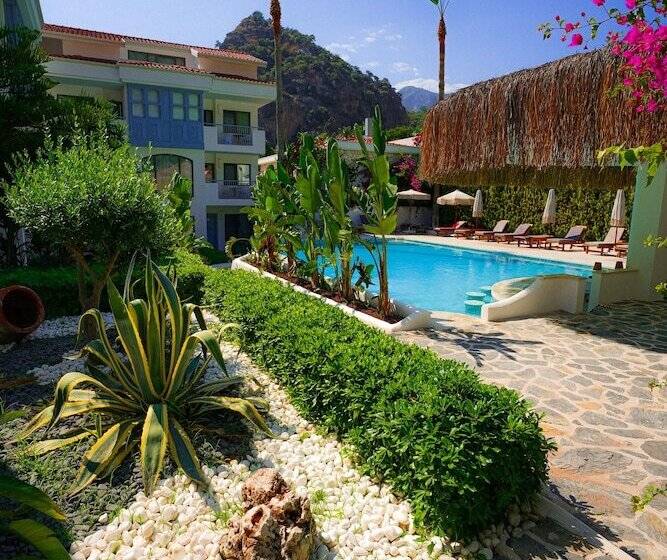 Номер Deluxe, Kassandra Boutique