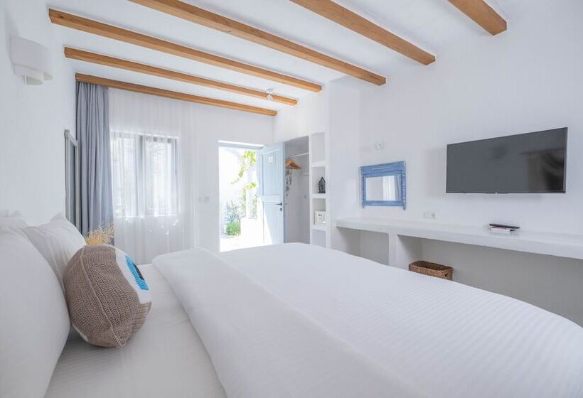 Номер Deluxe, Kassandra Boutique