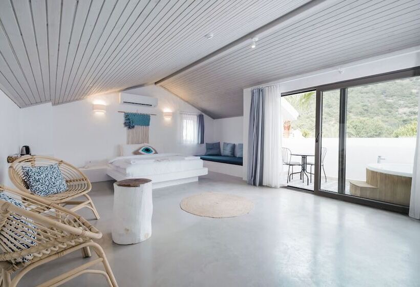 Пентхаус, Kassandra Boutique