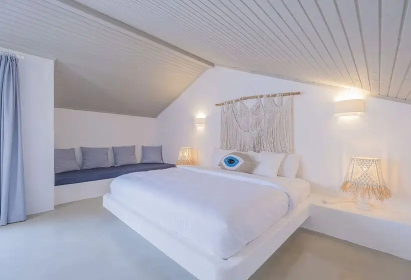 Penthouse Room