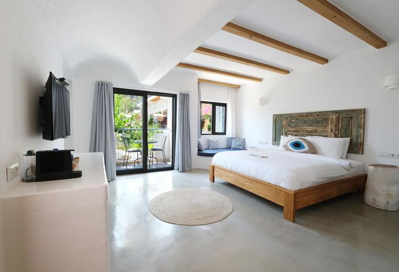 Номер Стандарт, Kassandra Boutique