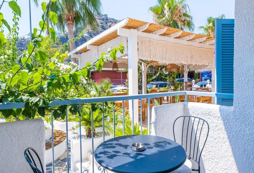 Номер Стандарт, Kassandra Boutique