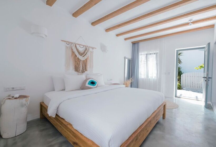 Номер Deluxe, Kassandra Boutique