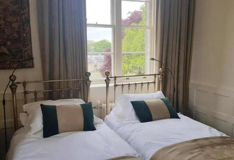 キングサイズベッドのスタンダードルーム, Appleby Castle