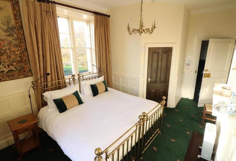 غرفة قياسية سرير كينج, Appleby Castle