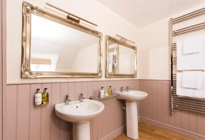 جناح, Appleby Castle