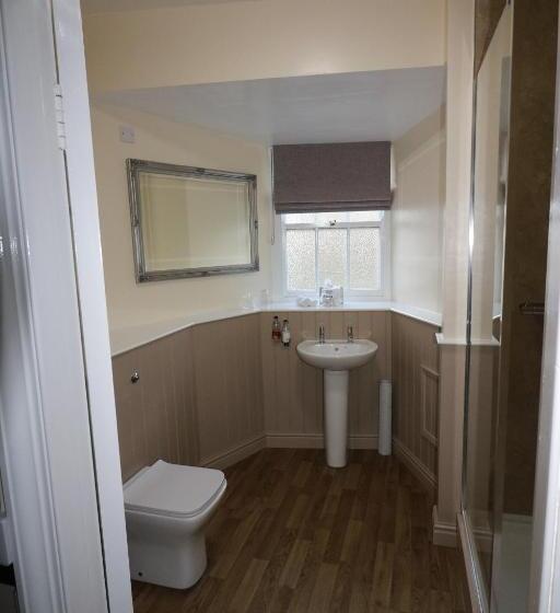 شقة غرفتين, Appleby Castle