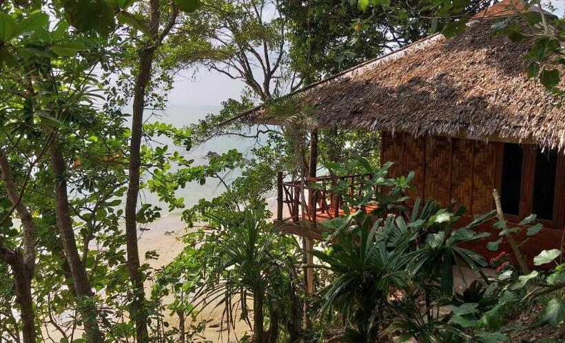 בקתה דלוקס, Jungle Hill Beach Bungalow