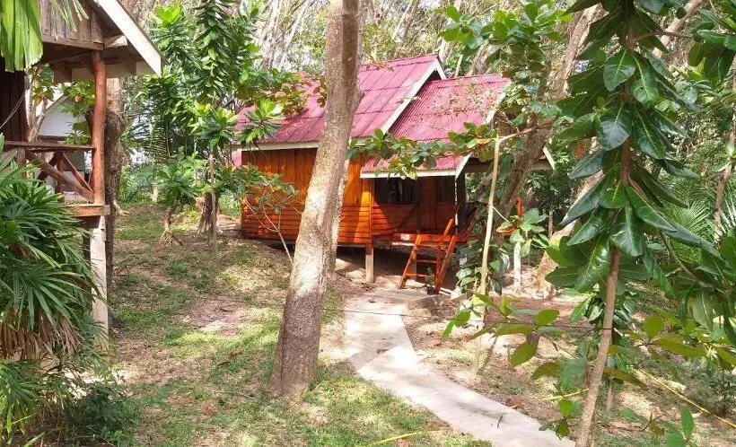 ویلای استاندارد با چشم‌انداز باغ, Jungle Hill Beach Bungalow