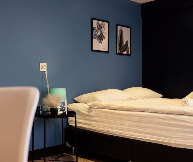 اتاق لوکس چهار تخته, Sleep With Me Bangkok  Bts Phra Khanong