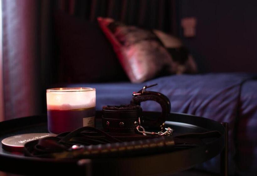 اتاق لوکس, Sleep With Me Bangkok  Bts Phra Khanong