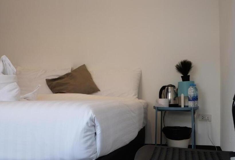 اتاق استاندارد با سرویس بهداشتی مشترک, Sleep With Me Bangkok  Bts Phra Khanong