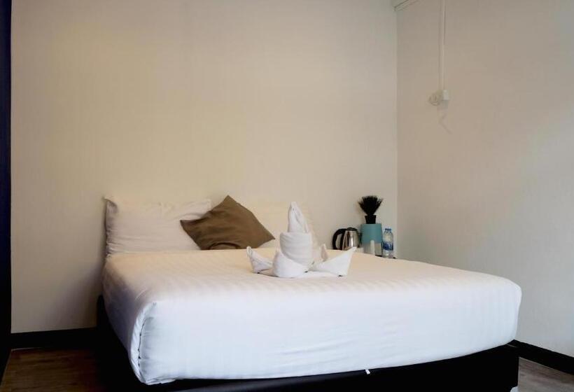 اتاق استاندارد با سرویس بهداشتی مشترک, Sleep With Me Bangkok  Bts Phra Khanong