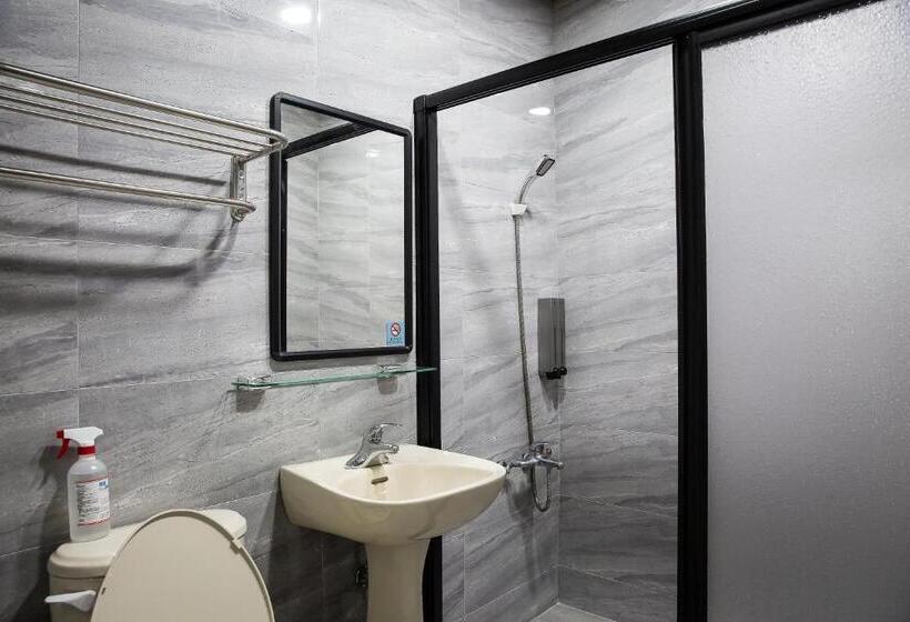 اتاق استاندارد با سرویس بهداشتی مشترک, Sun Moon Love