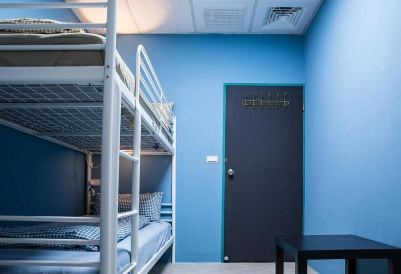 اتاق استاندارد چهارنفره با سرویس بهداشتی مشترک, Sun Moon Love