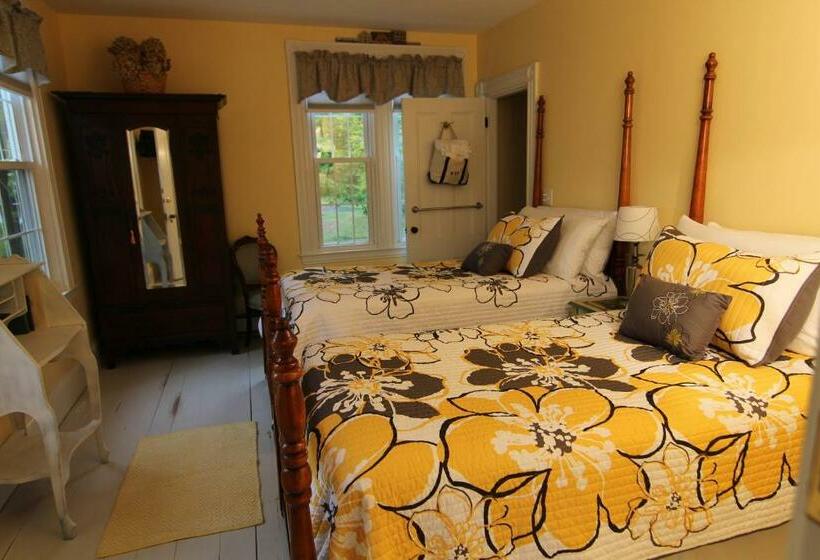 غرفة قياسية, The Kendall Inn