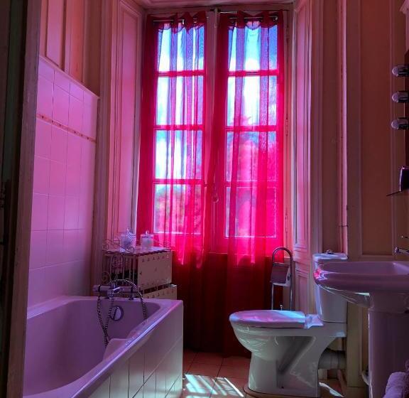 جناح عائلي, Les Chambres D Hôtes Du Manoir De Roz Maria