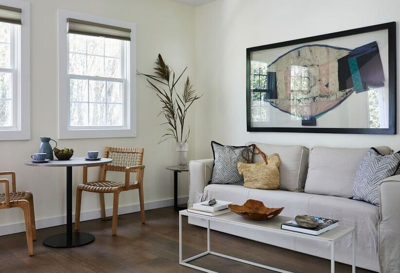 كابينة, The Roundtree, Amagansett