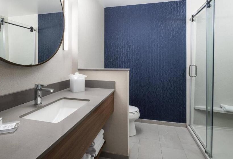 جناح سرير كينج, Fairfield Inn & Suites By Marriott South Kingstown Newport Area