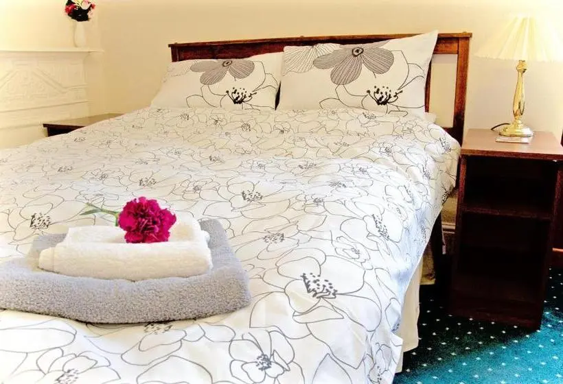 اتاق استاندارد, Landguard House Bed Only