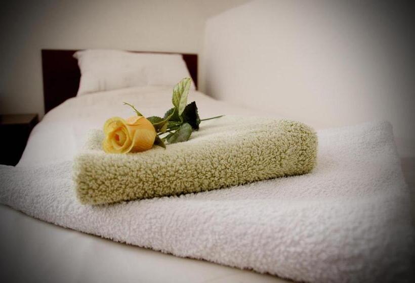 חדר יחיד קלאסי, Landguard House Bed Only