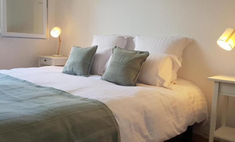 اتاق استاندارد با تخت بزرگ, Chambres D Hotes Gite Grange Debout