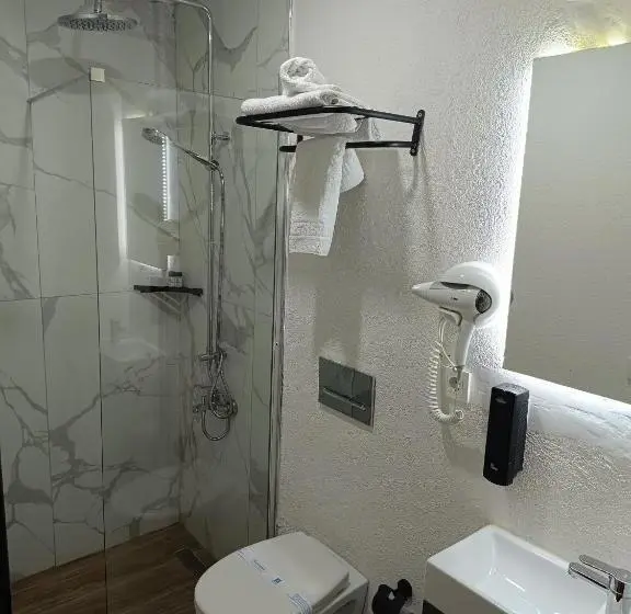 اتاق اکونومی یک تخته, Comfy Otel Antalya Lara