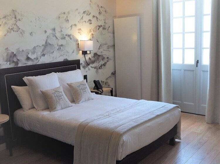 Президентский Люкс, College Des Doctrinaires